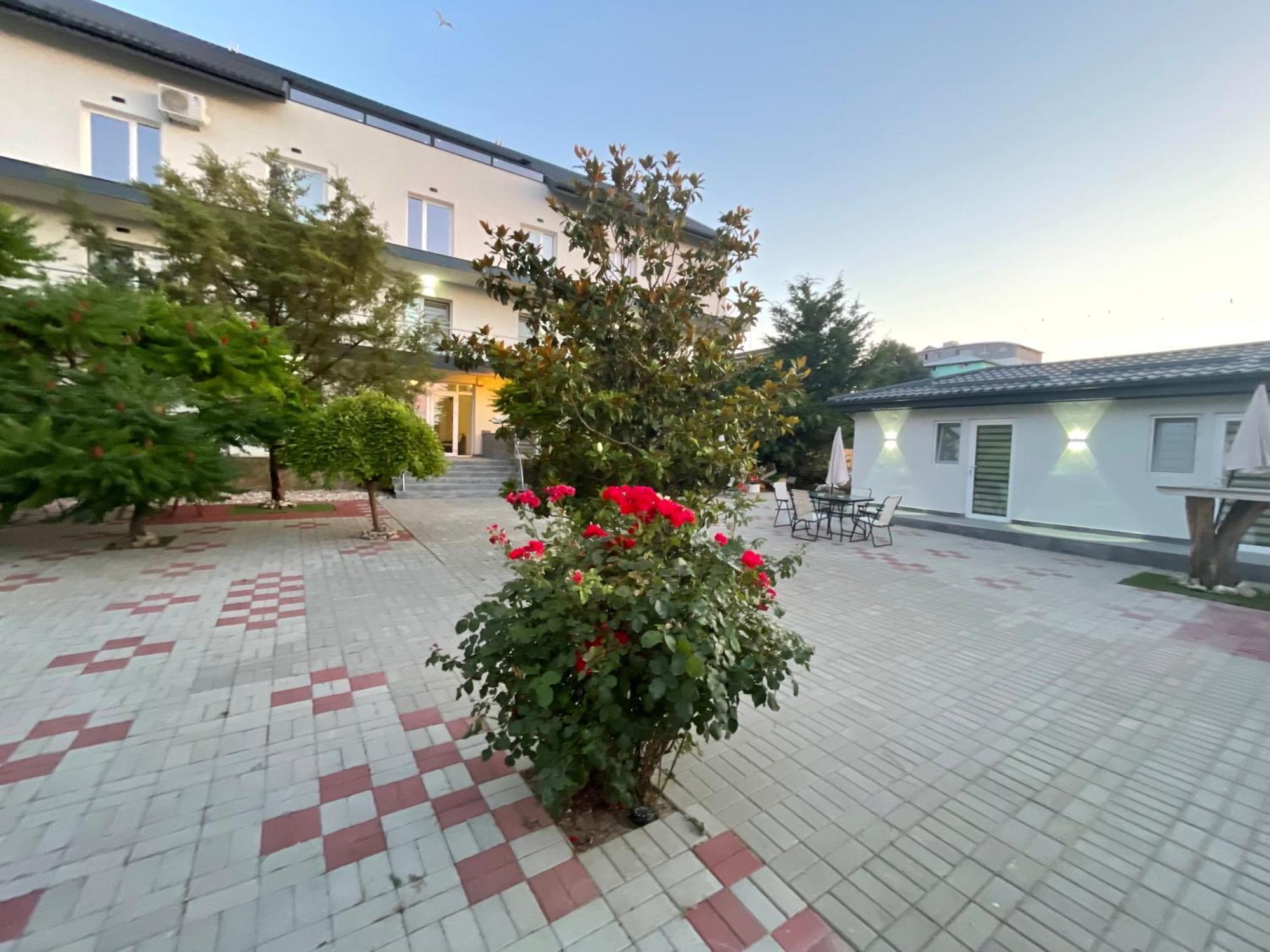 Dekor Hotel Costinesti Exterior photo